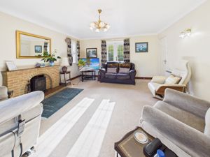 Living Room- click for photo gallery